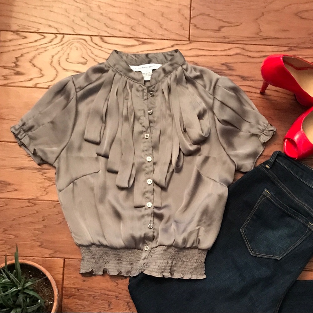 Gray crop top